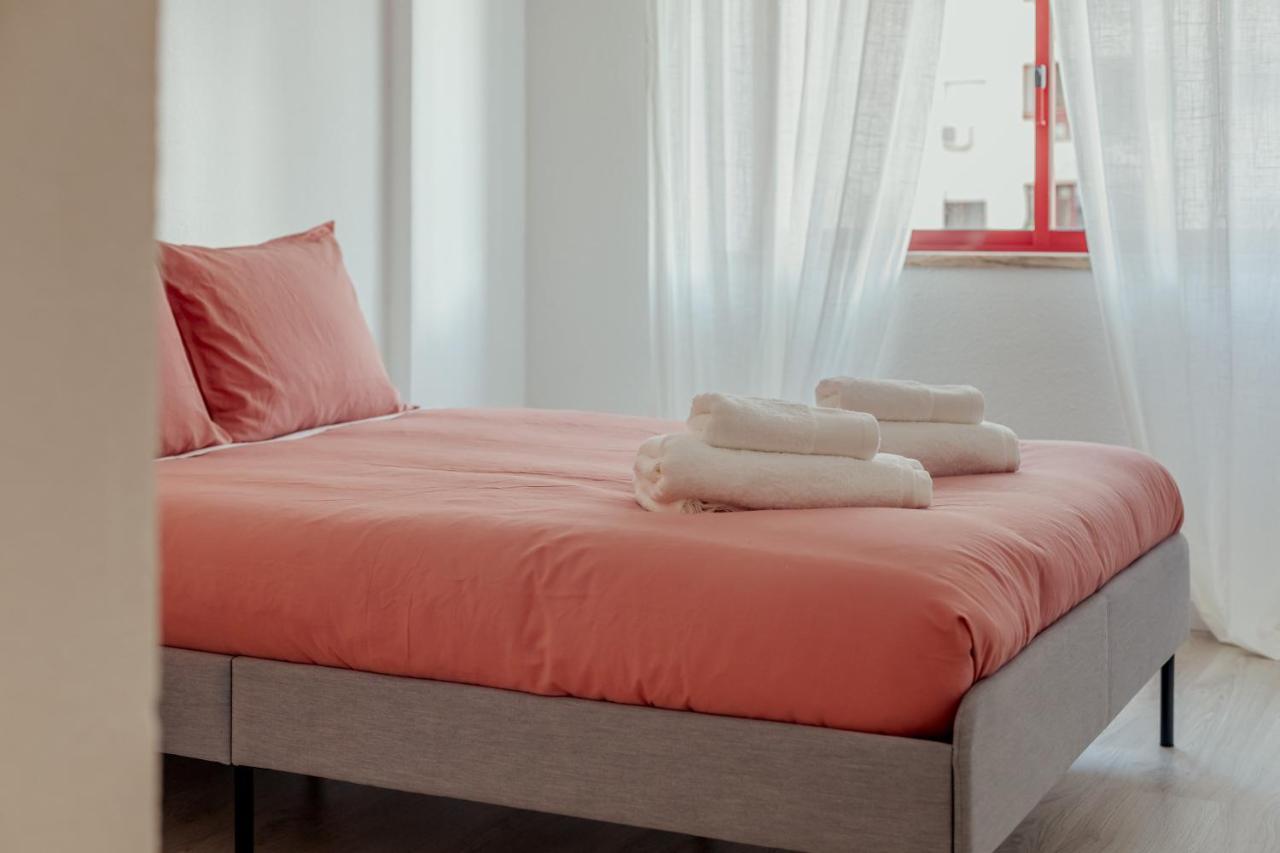 Elegant 3 Bedroom - Centre - Garage - Metro Appartamento Lisbona